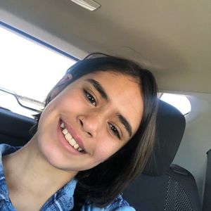 Meet your Posher, Natalie